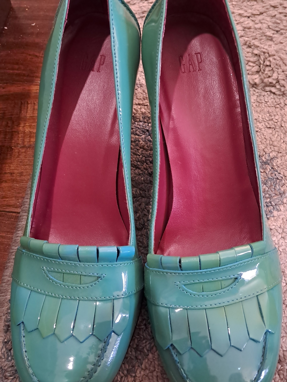GAP Womens Green Patent Kiltie Loafers